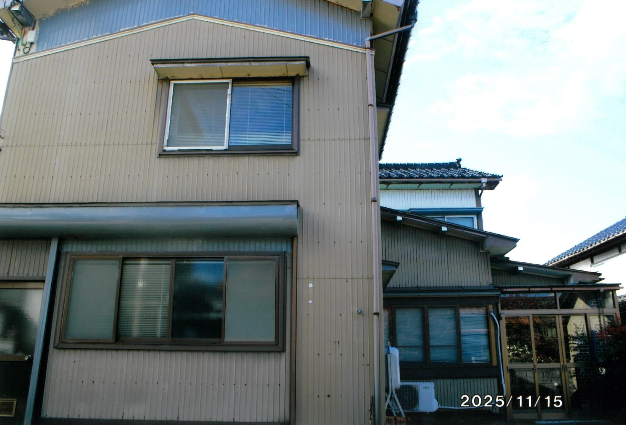 木造2階建て(7DK)