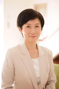 小関祐加氏