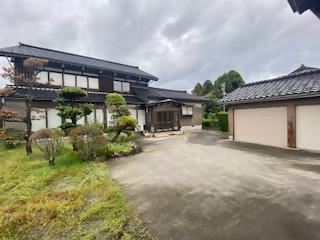 木造2階建て